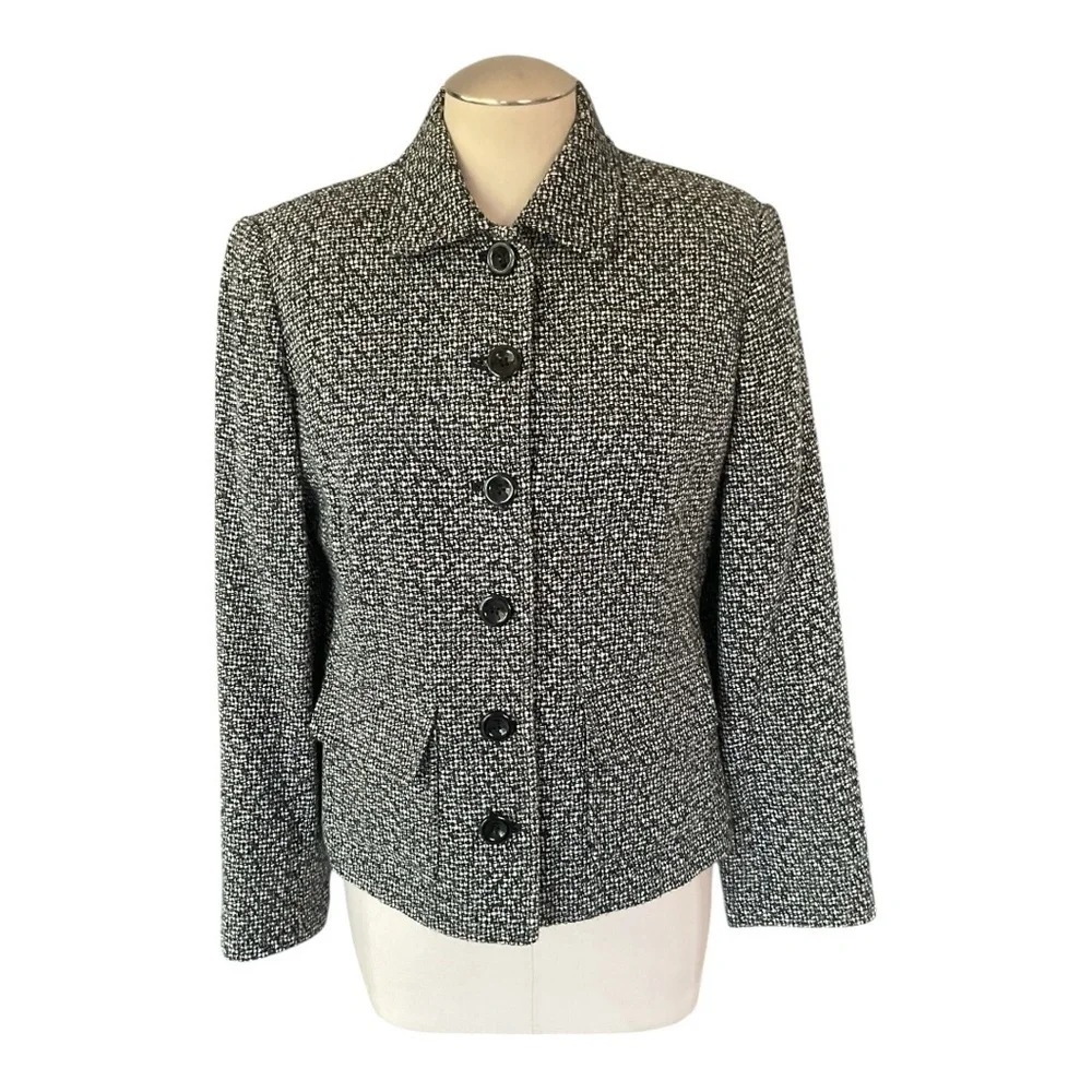 Croft & Barrow Textured Button Front Jacket – Size Medium - Picture 3 of 7